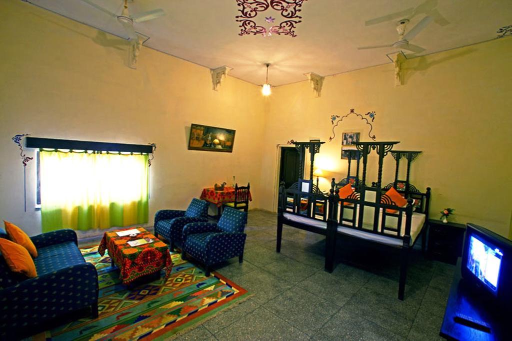 V Resorts Jhalamand Garh Jodhpur Džódhpur Pokoj fotografie