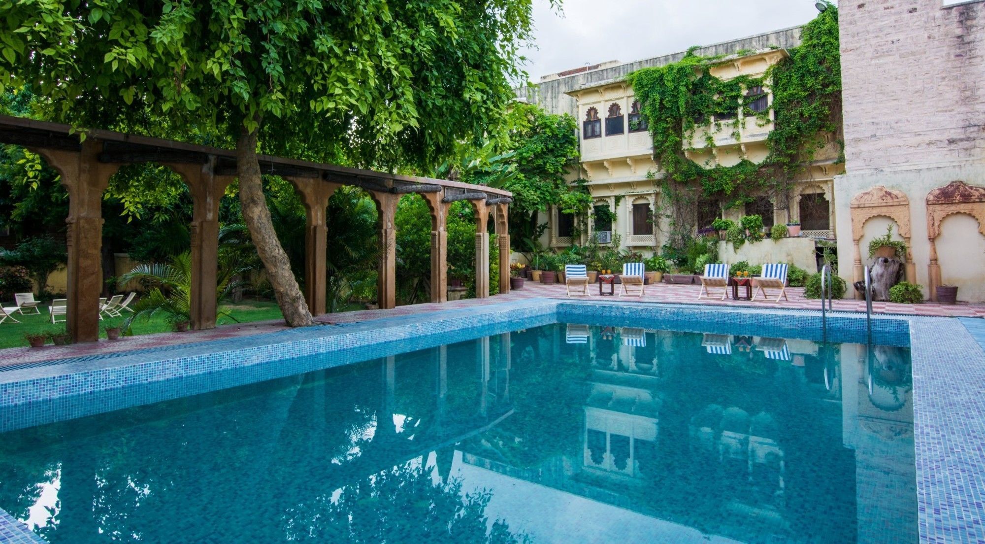 V Resorts Jhalamand Garh Jodhpur Džódhpur Exteriér fotografie